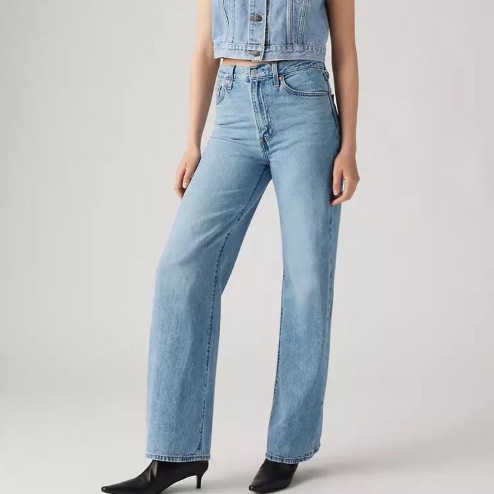 Levi’s Ribcage Wide Leg